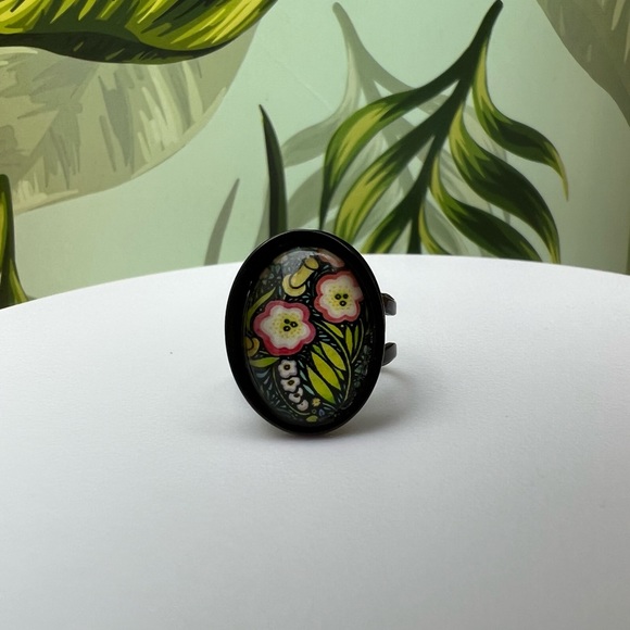 Retro Floral Oval Statement Rings - Trendy Bohemian Floral Design Rings - Picture 4 of 10